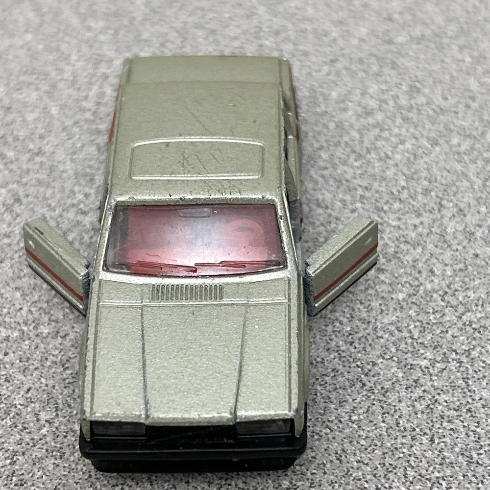 Vintage Majorette 230 Volvo 760 GLE silver. Made in France. Metal‎ 1/61 No. 230
